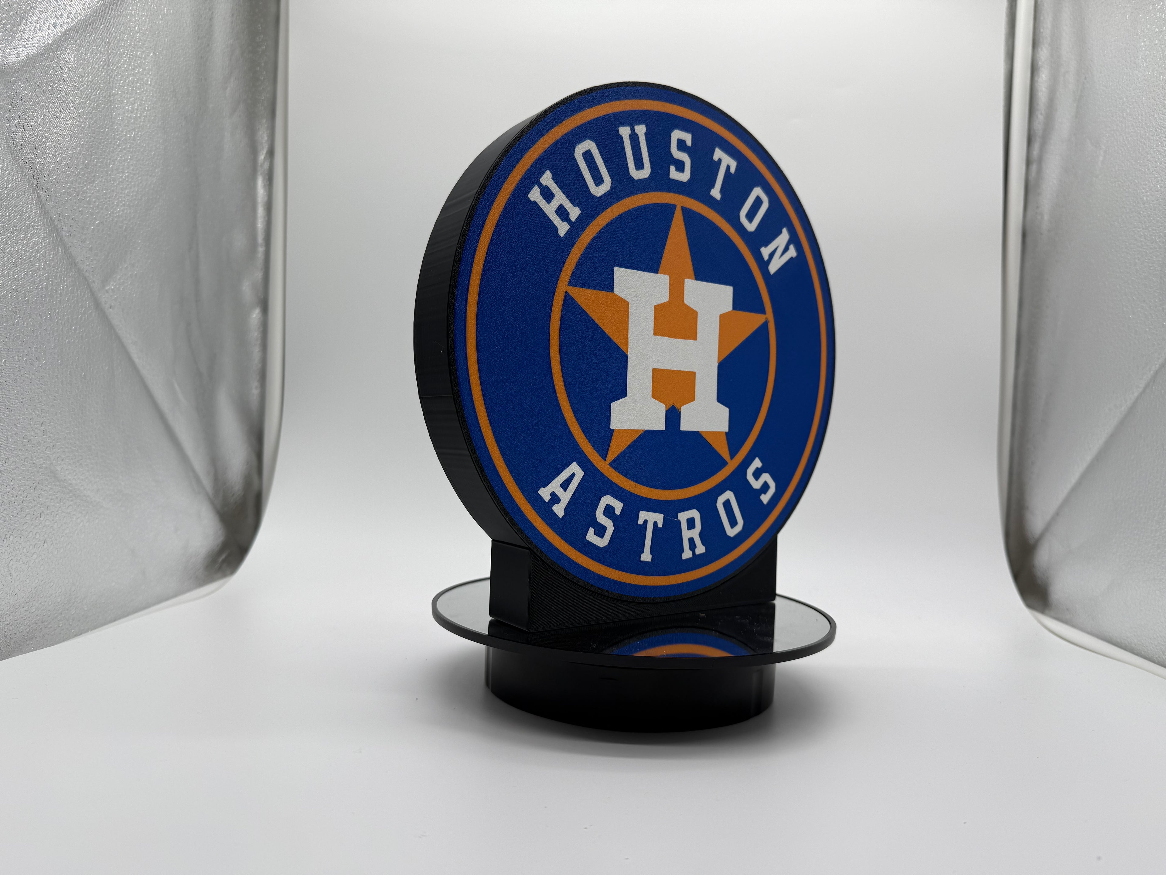⚡ Illuminate Your Fandom: LED Houston Astros Light-Up Sign