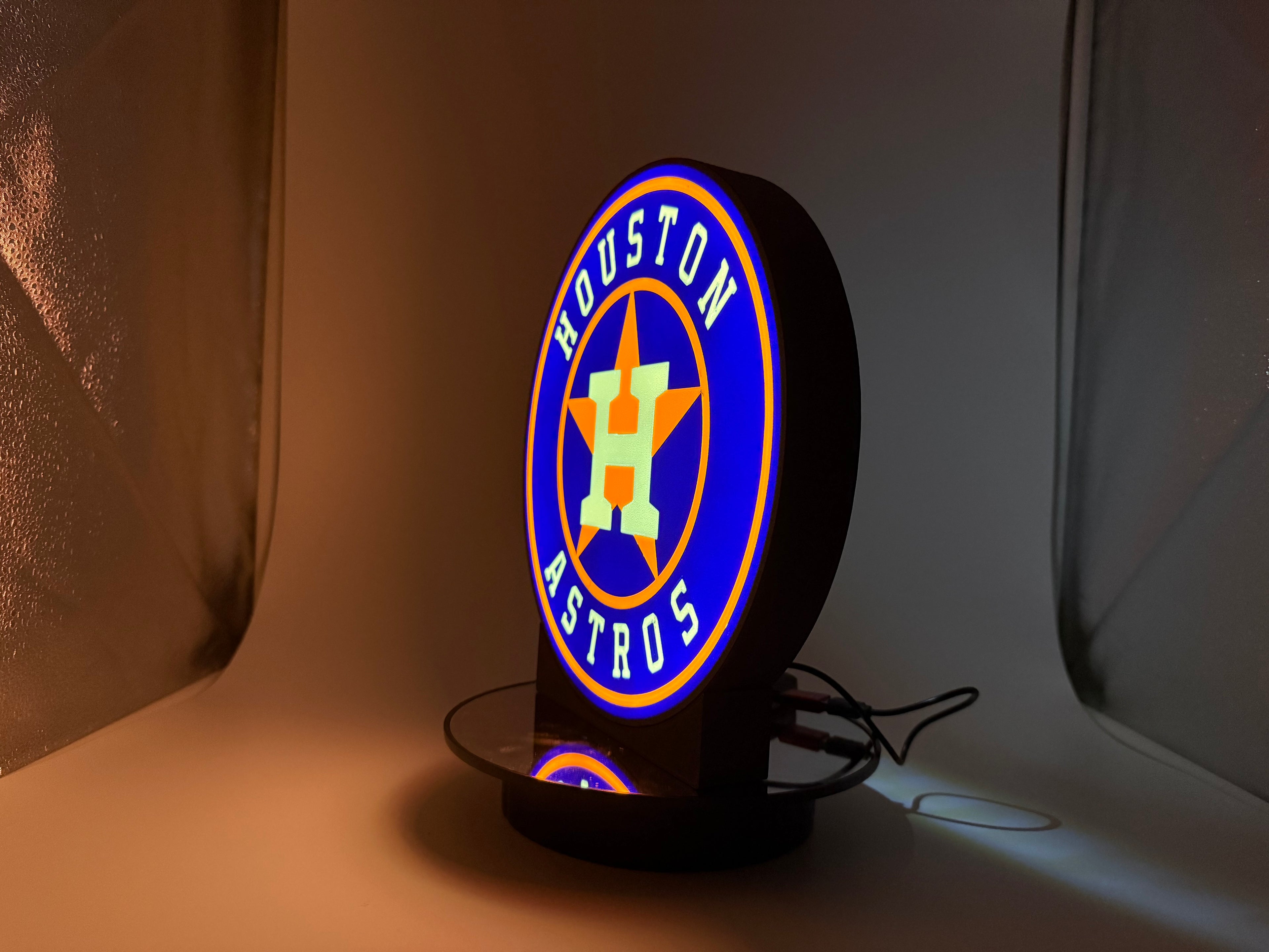 ⚡ Illuminate Your Fandom: LED Houston Astros Light-Up Sign