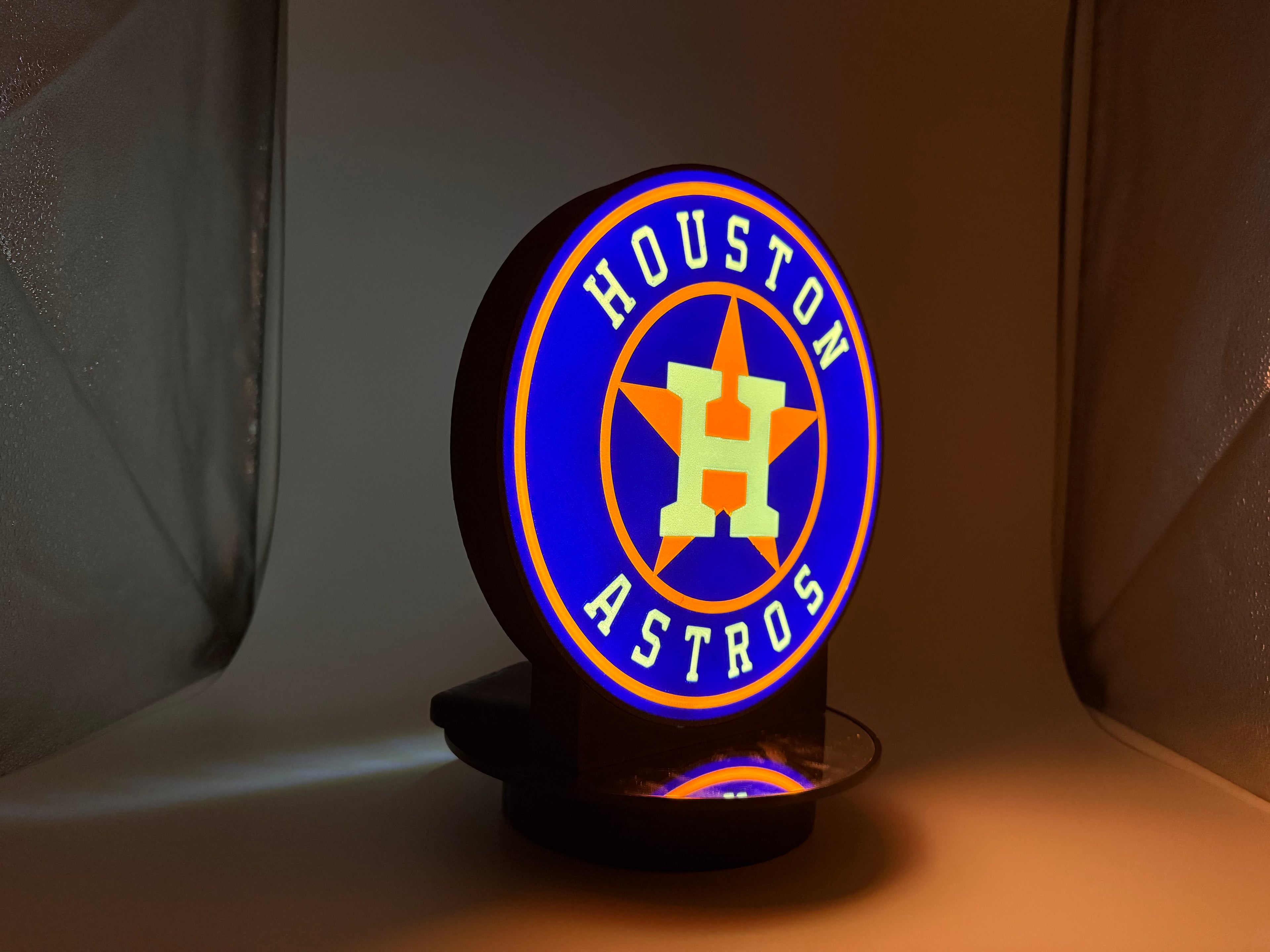 ⚡ Illuminate Your Fandom: LED Houston Astros Light-Up Sign